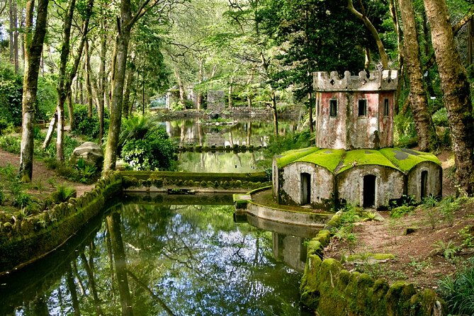 small-group-full-day-private-tour-sintra-cascaisroca-cape