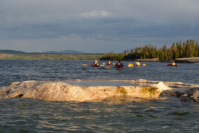 small-group-sunset-kayaking-tour-on-lake-yellowstone-2