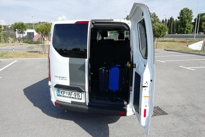 small-group-transfer-from-ljubljana-airport-to-koper