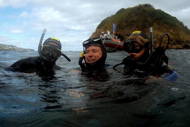 snorkeling-in-vila-franca-do-campo