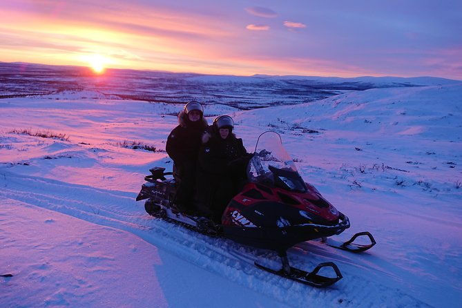 snowmobile-safari-to-lapland-viewpoint