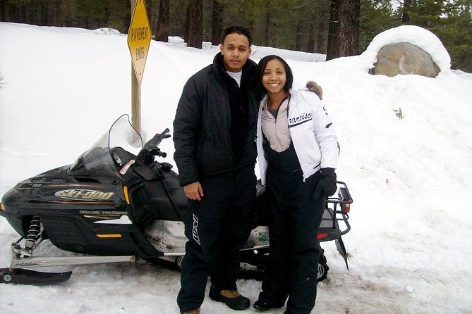 snowmobiling-packages-in-the-sierras-from-reno-nevada