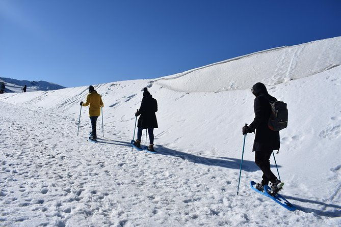 snowshoe-hiking-in-the-sierra-nevada-granada