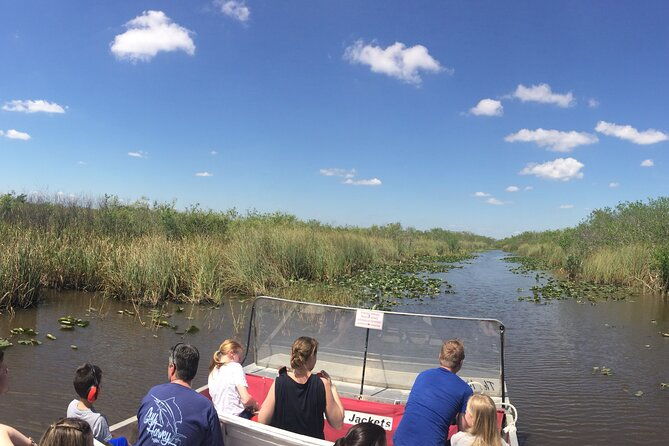south-beach-everglades-airboat-wildlife-show-with-transfer-2
