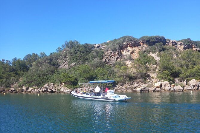 speedboat-excursion-through-the-coves-of-northern-menorca