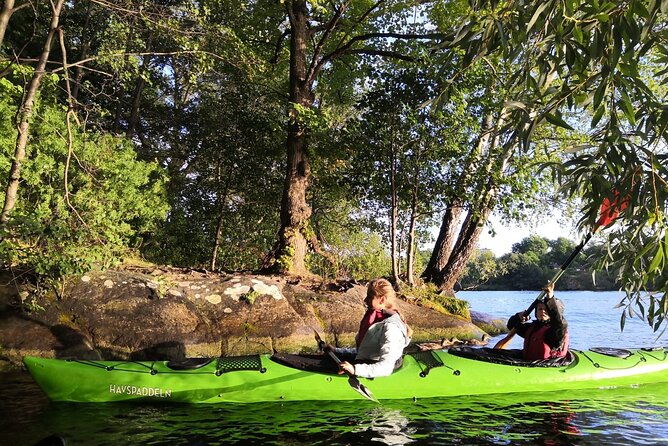 stockholm-evening-kayak-with-bbq-small-group