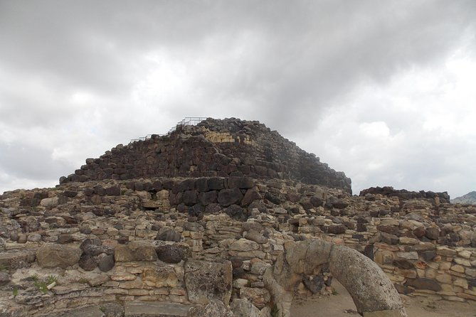 su-nuraxi-of-barumini-world-heritage-unesco-site-tour