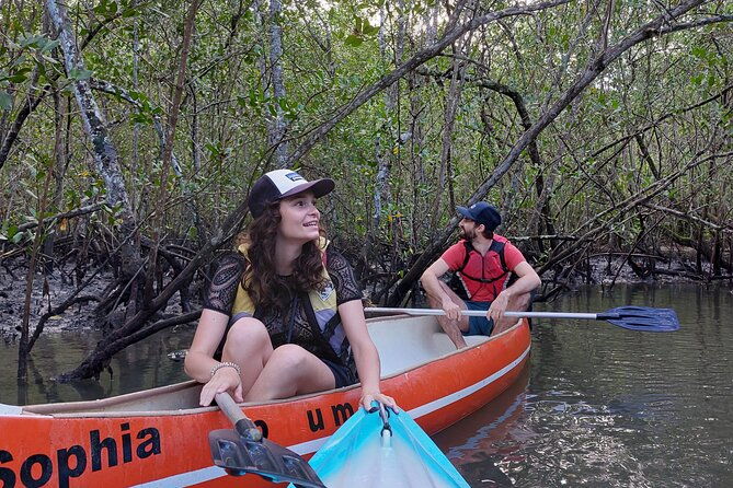 sunrise-paddling-in-paraty