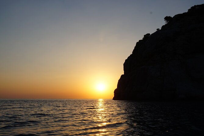 sunrise-sea-kayaking-experience-with-breakfast