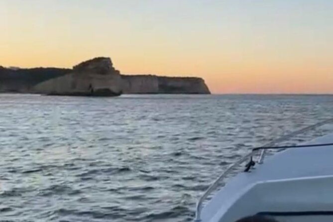 sunrise-tour-to-caves-in-benagil