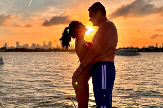 sunset-and-night-cruise-of-the-miami-bay-skyline-on-a-yacht