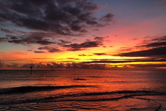 sunset-celebration-cruise-on-tropics-boat-tours