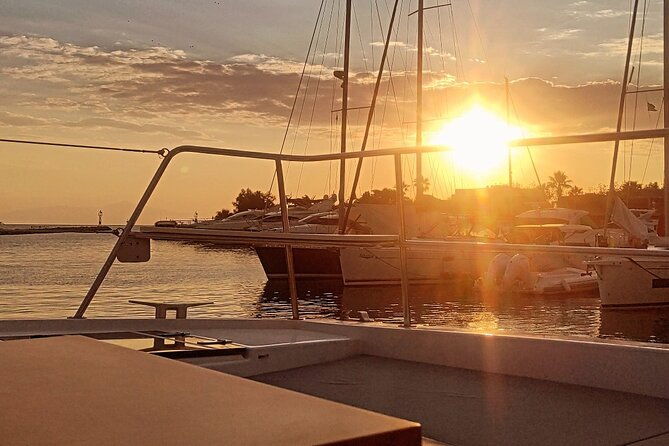 sunset-cruise-in-corfu-old-town-on-a-luxury-catamaran