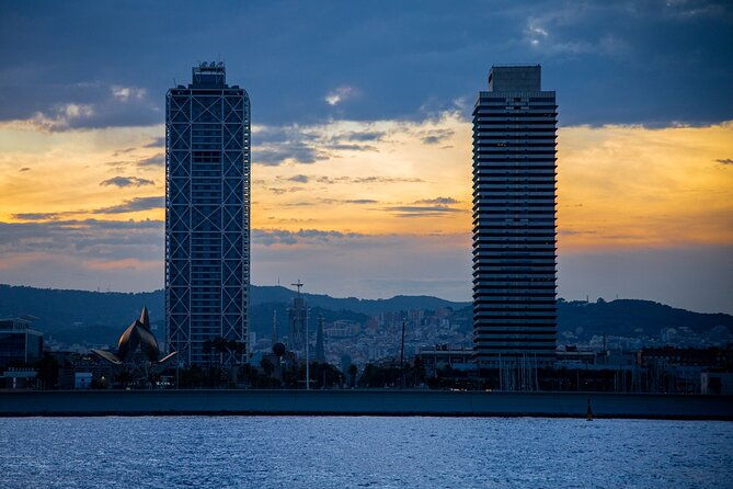 sunset-sailing-tour-in-barcelona
