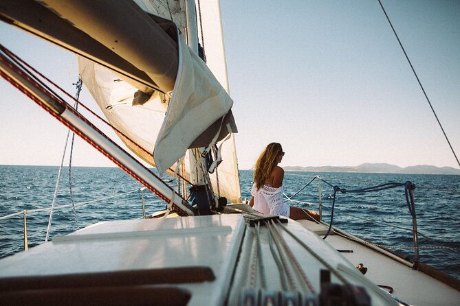 sunset-sailing-tour-on-the-pakleni-islands