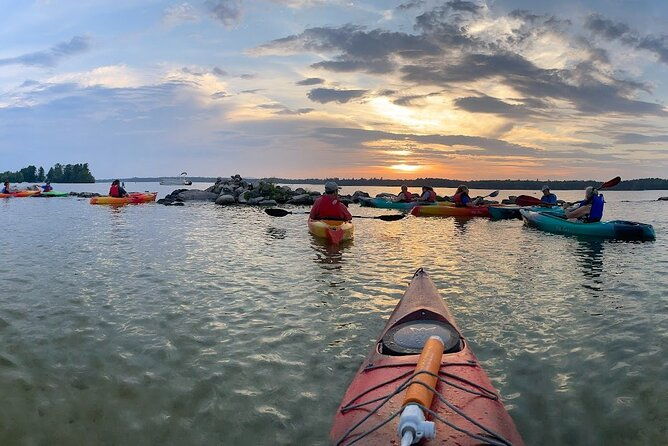 sunset-tour-by-kayak-on-sebago-lake-maine