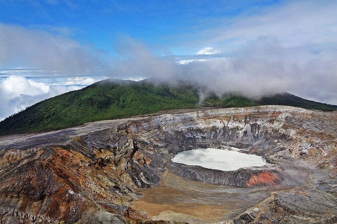 super-combo-tour-waterfalls-gardens-coffee-tour-poas-volcano