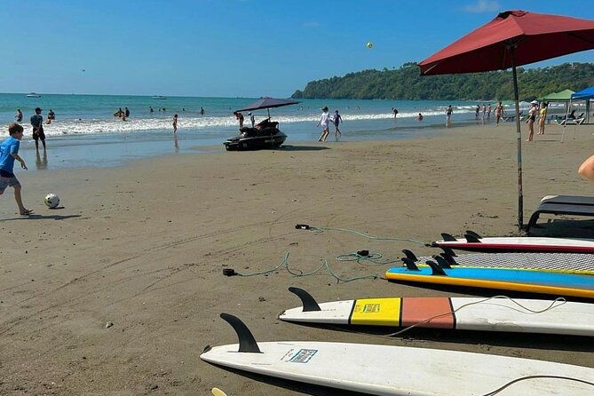 surf-lessons-at-manuel-antonio-beach