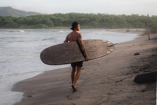 surf-lessons-in-tamarindo-beach