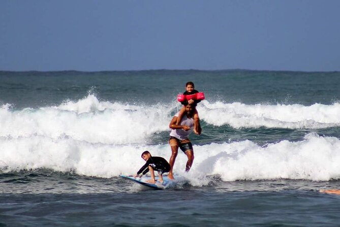 surf-lessons-on-the-north-shore-great-for-families-and-all-ages