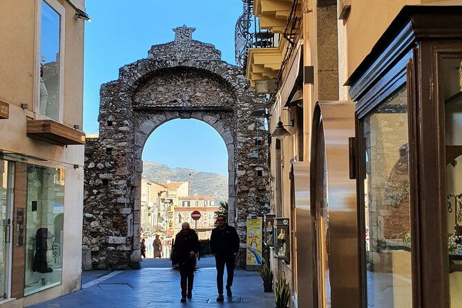 taormina-a-self-guided-audio-tour-of-sicilys-hilltop-town