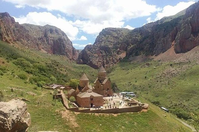 tatev-shaki-waterfall-noravank-wine-tasting-khor-virap