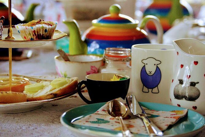 tea-with-naughty-sheep