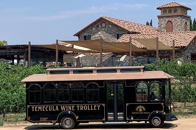 temeculas-top-rated-wine-tour-on-temeculas-only-lux-wine-trolley