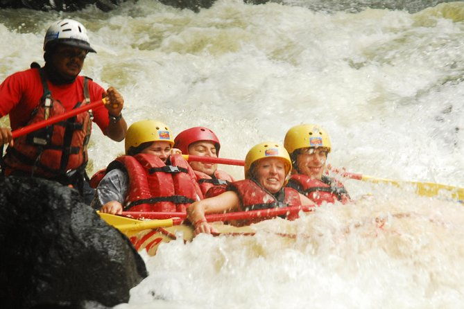 tenorio-river-class-iii-iv-white-water-rafting