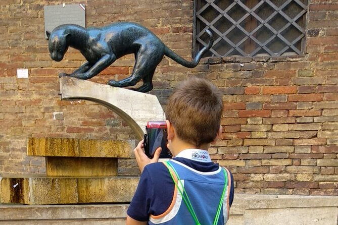 the-17-fantastic-animals-of-siena-3