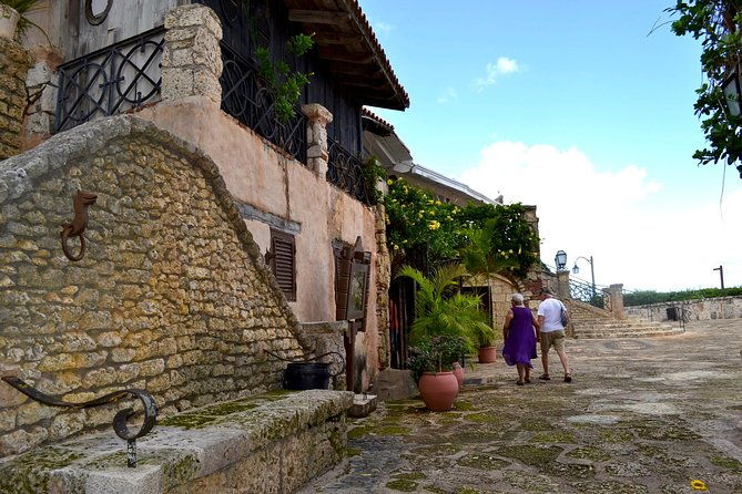 the-caves-of-wonders-altos-de-chavon