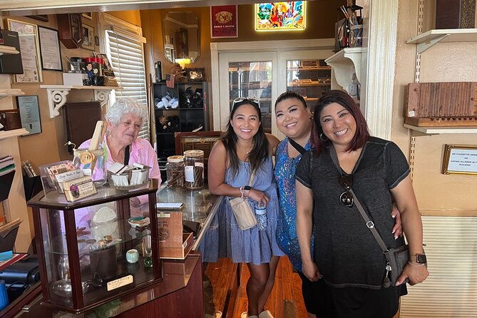 the-ghoulish-gourmet-haunted-food-tour