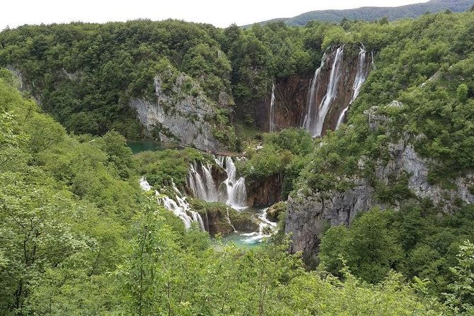the-natural-park-of-plitvice-lakes-transportation-and-return-to-zadar