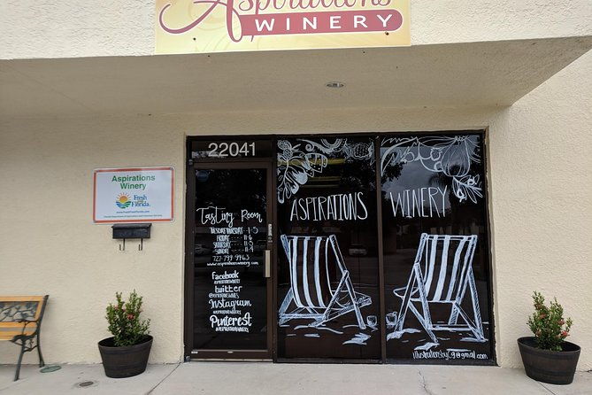 the-tour-and-wine-tasting-experience-at-aspirations-winery
