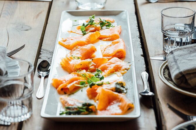 the-tromso-food-walk-taste-your-way-through-local-history