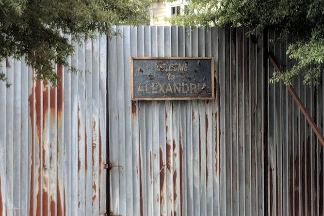 the-walking-dead-private-film-locations-tour-of-senoia