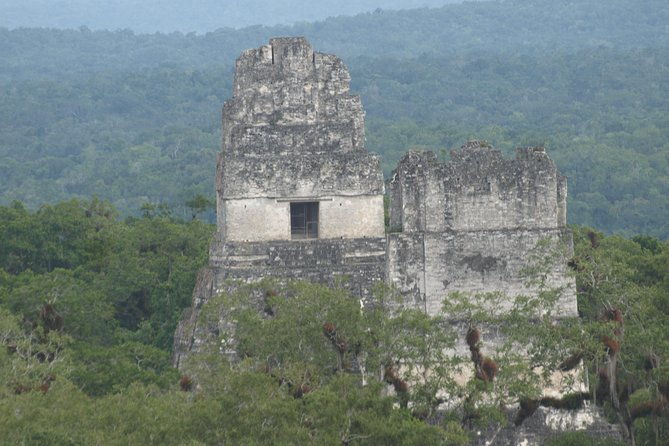 tikal-maya-site-with-local-guide-lunch