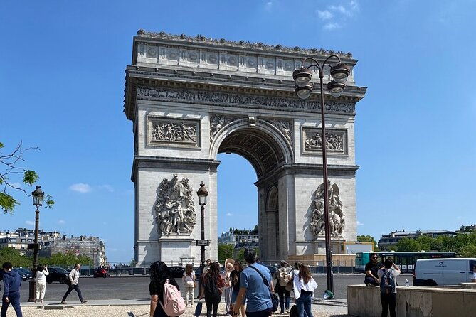 time-saver-self-guided-audio-tour-to-the-arc-de-triomphe