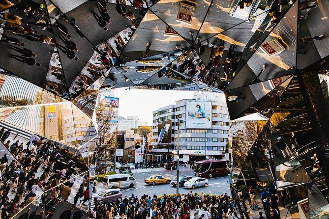 tokyo-harajuku-kawaii-pop-culture-shopping-tour-2