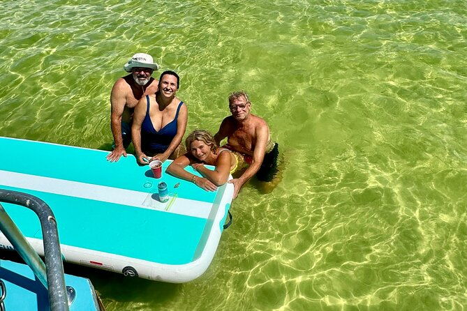 top-shelf-tikis-3hr-crab-island-sandbar-adventure