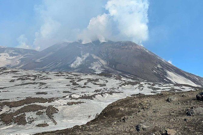 tour-to-the-summit-craters-of-etna-2920-meters-with-cable-car-and-jeep