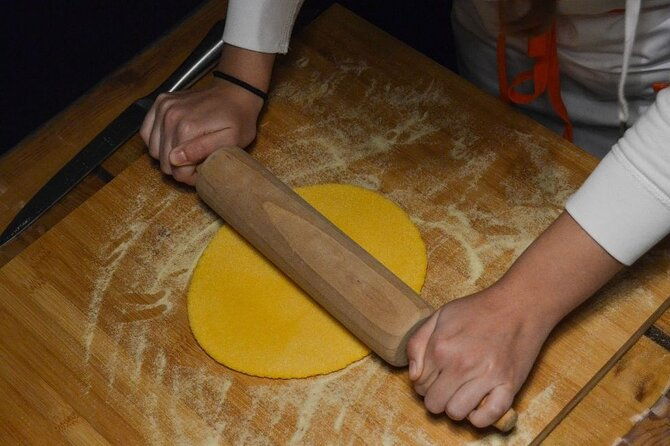 traditional-pasta-cooking-class-with-tiramisu-small-group
