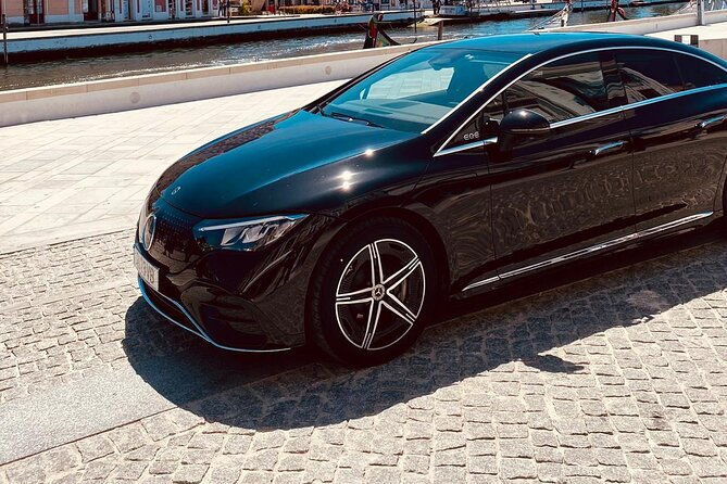 transfer-in-cascais-to-lisbon-airport