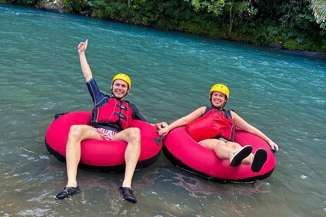 tubing-in-rio-celeste-aventure-in-nature