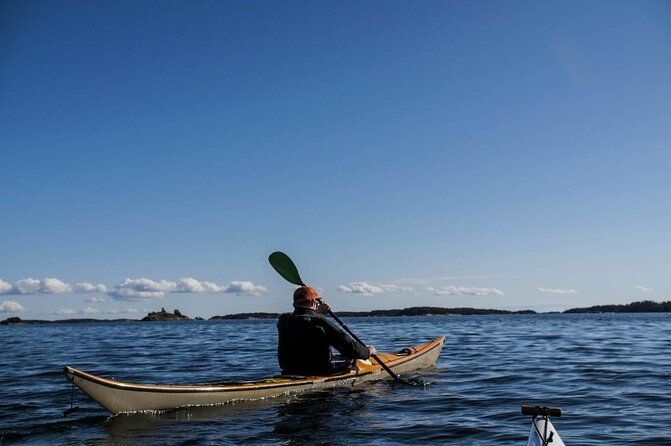 turku-archipelago-kayaking-evening
