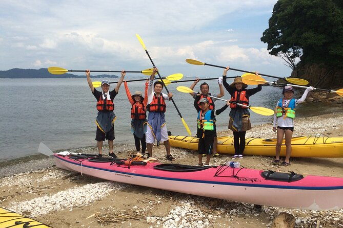 uninhabited-island-kayak-cruise-and-adventure-in-seto-inland-sea