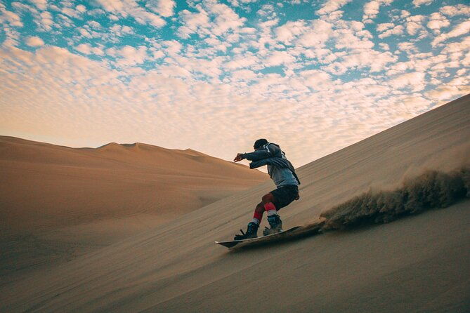 unique-tour-to-paracas-huacachina-and-sunset-at-the-oasis