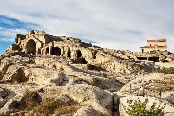 uplistsikhe-mtskheta-and-jvari-historical-private-day-tour-from-tbilisi