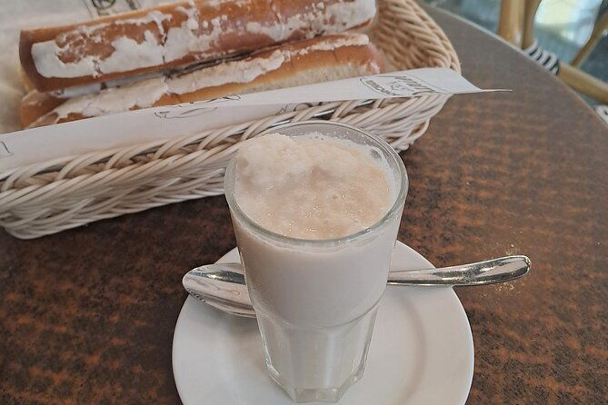 valencia-food-tour-with-tapas-drinks-with-a-local