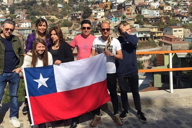 valparaiso-and-vina-del-mar-visit-their-houses-of-colors